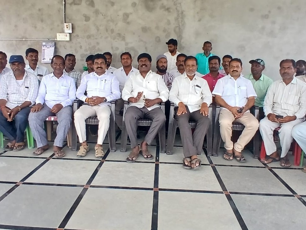 కొనుగోలు కేంద్రాలు వెంటనే ప్రారంభించాలి: EX MLA