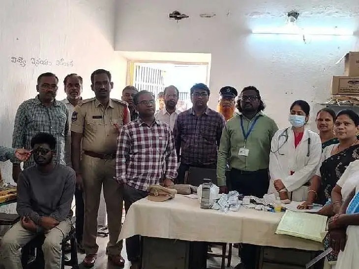 కరీంనగర్ సబ్ జైలులో ఖైదీలకు వైద్య పరీక్షలు