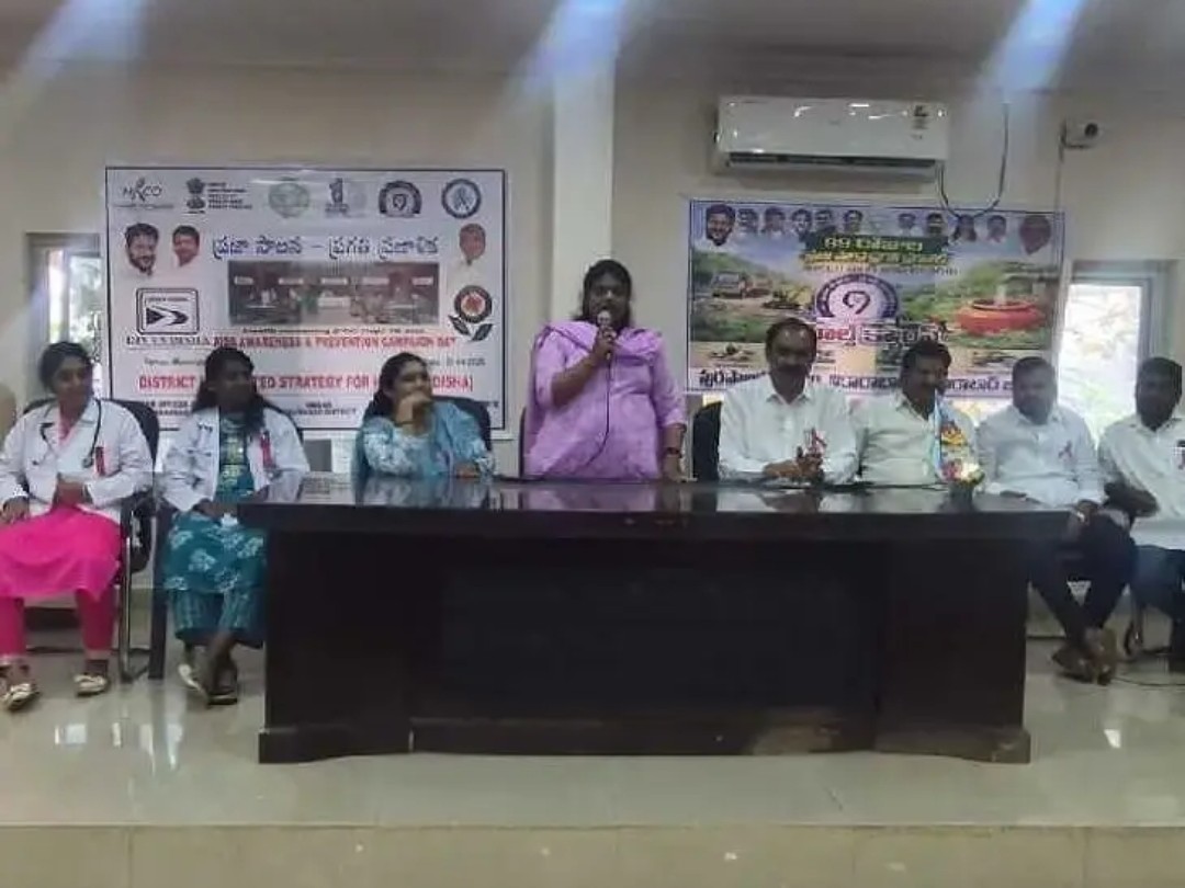 వికారాబాద్‌లో కార్మికులకు ఉచిత వైద్య శిబిరం