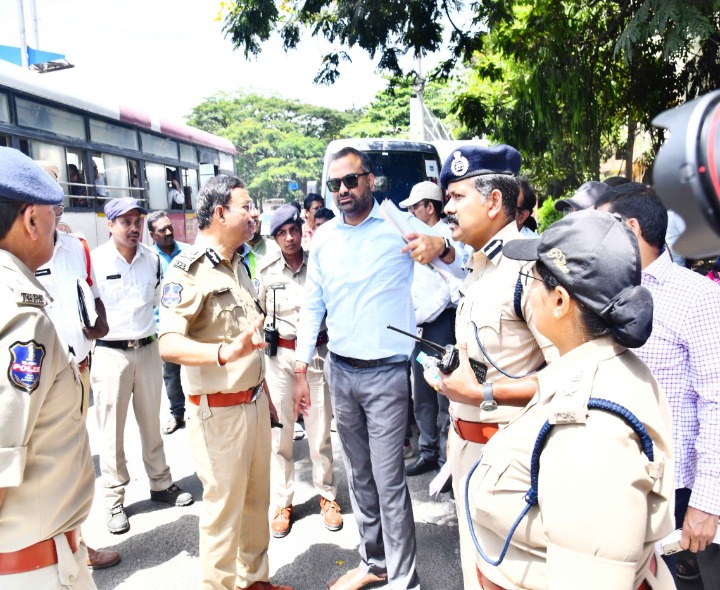 ‘ట్రాఫిక్ సమస్యలు లేకుండా చర్యలు తీసుకుంటున్నాం’