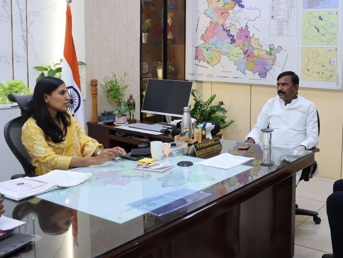 ‘కార్మికుల పిల్లలకు కార్పొరేట్ స్థాయి విద్య లక్ష్యం’