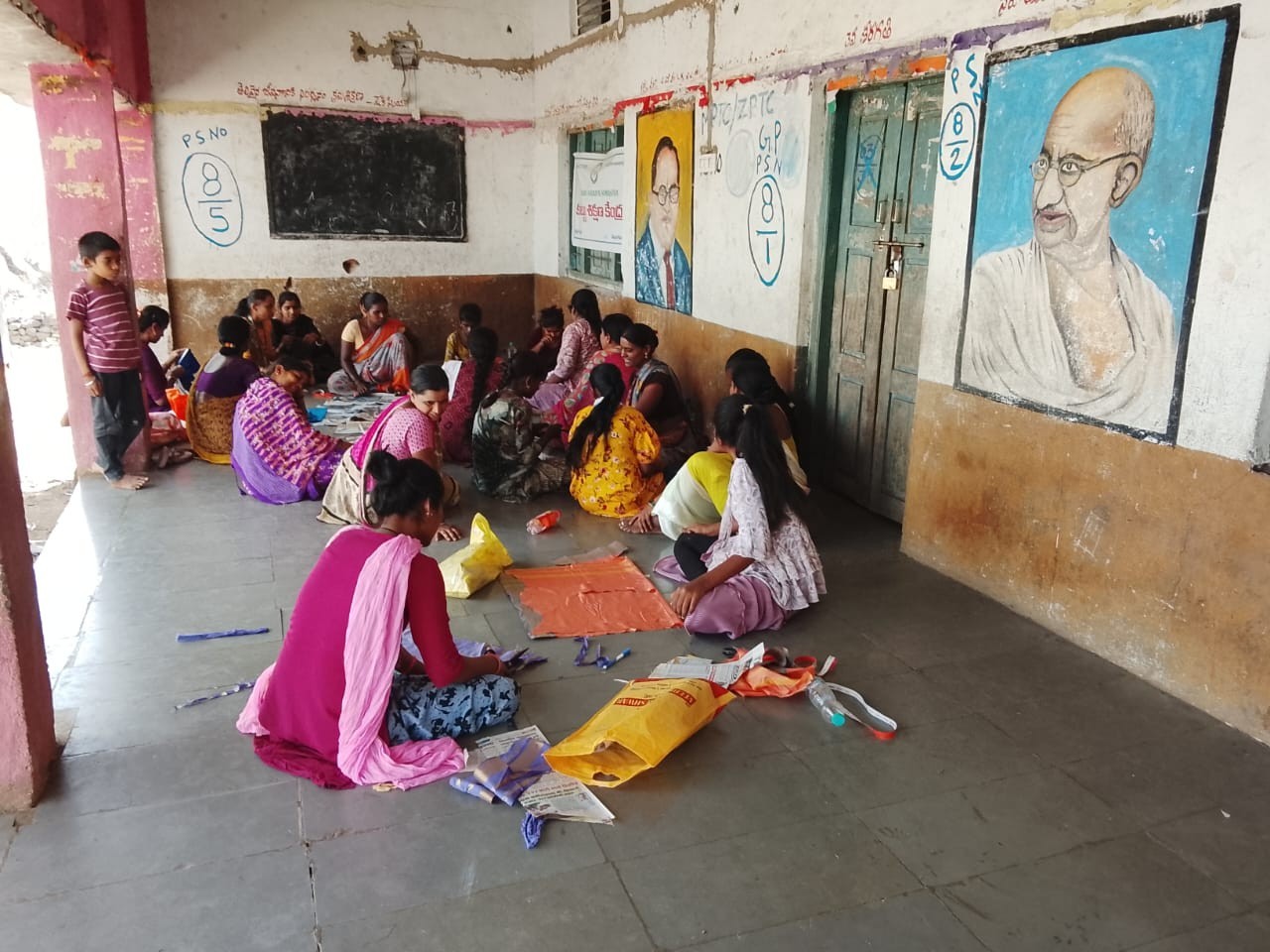 మహిళలకు కుట్టు శిక్షణ ప్రారంభం