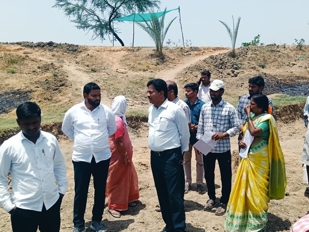 ‘నర్సరీలలో మొక్కలు పెంపకంపై ప్రత్యేక దృష్టి పెట్టాలి’