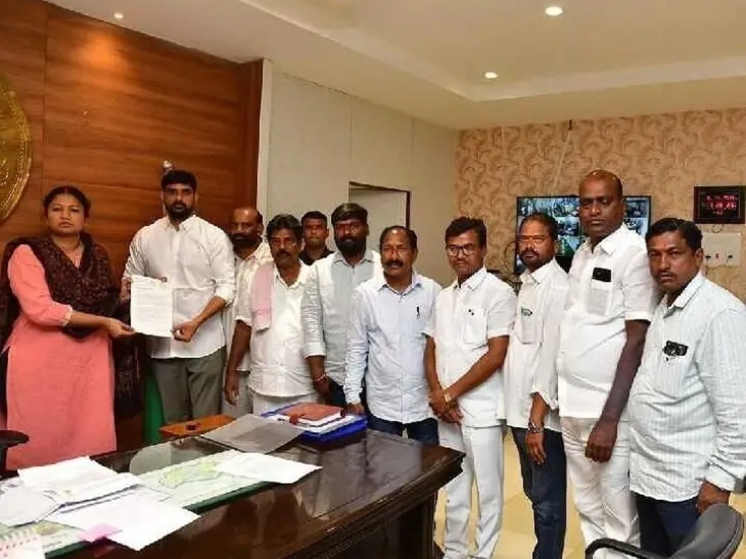 డంపింగ్ యార్డ్ రద్దు కోసం కలెక్టర్‌కు వినతి