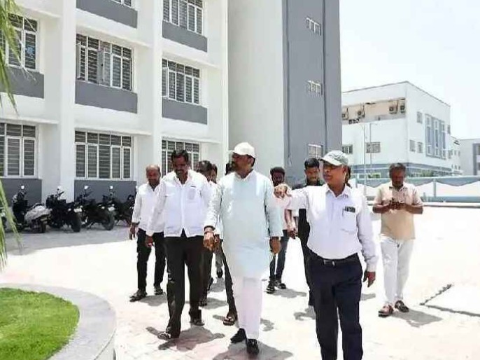 మెడికల్ కాలేజీ తనిఖీ చేసిన శివసేనారెడ్డి