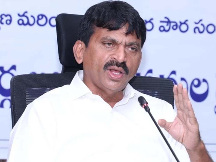 మంత్రి చేతుల మీదుగా గృహప్రవేశాలు