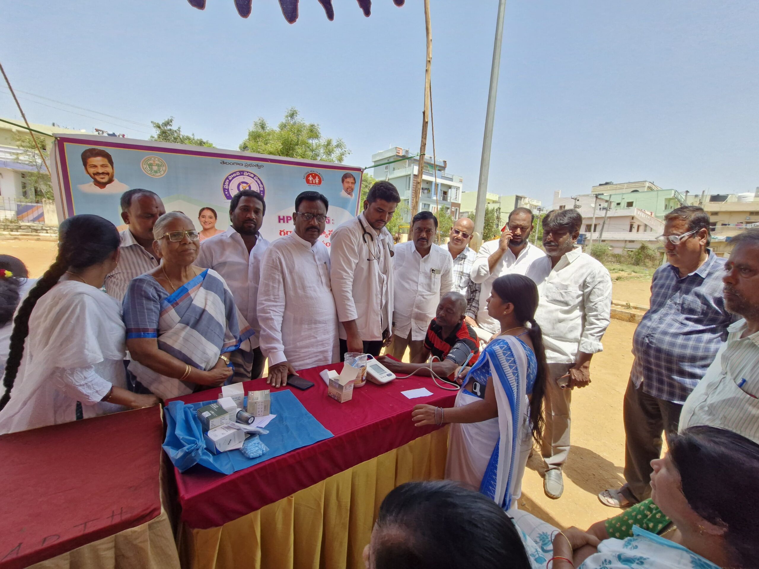 గర్భాశయ క్యాన్సర్ పై ప్రజలకు అవగహణ కార్యక్రమం