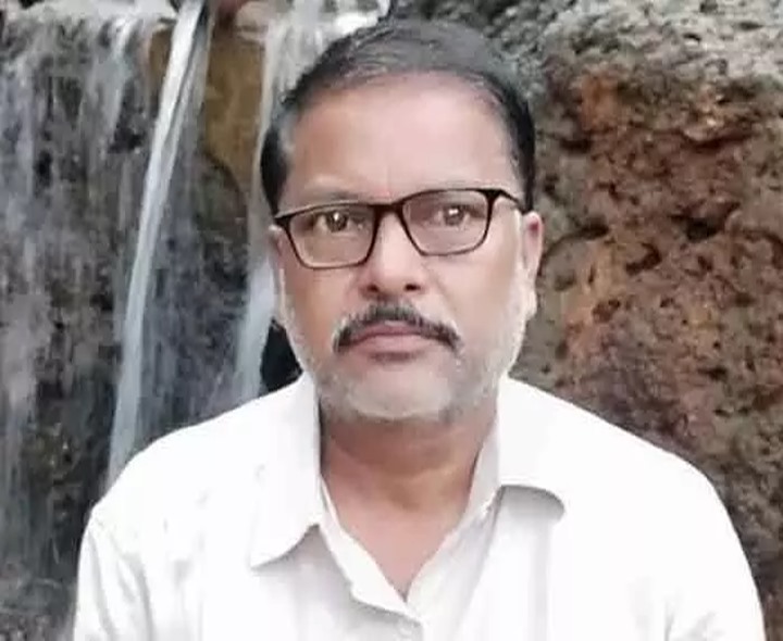 ఉత్తమ ఉపాధ్యాయుడు గుండెపోటుతో మృతి