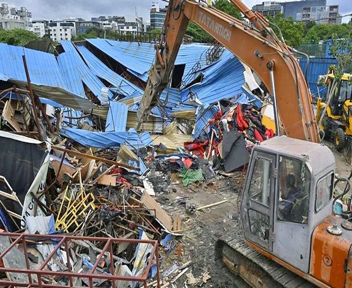 హైదరాబాద్‌లో హైడ్రా కూల్చివేతలు