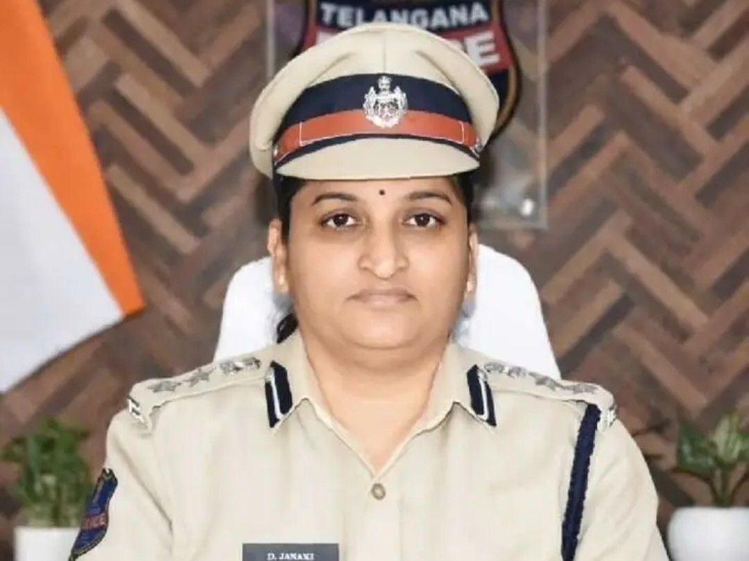 రోడ్డు భద్రతపై వీడియో పోటీలు: ఎస్పీ