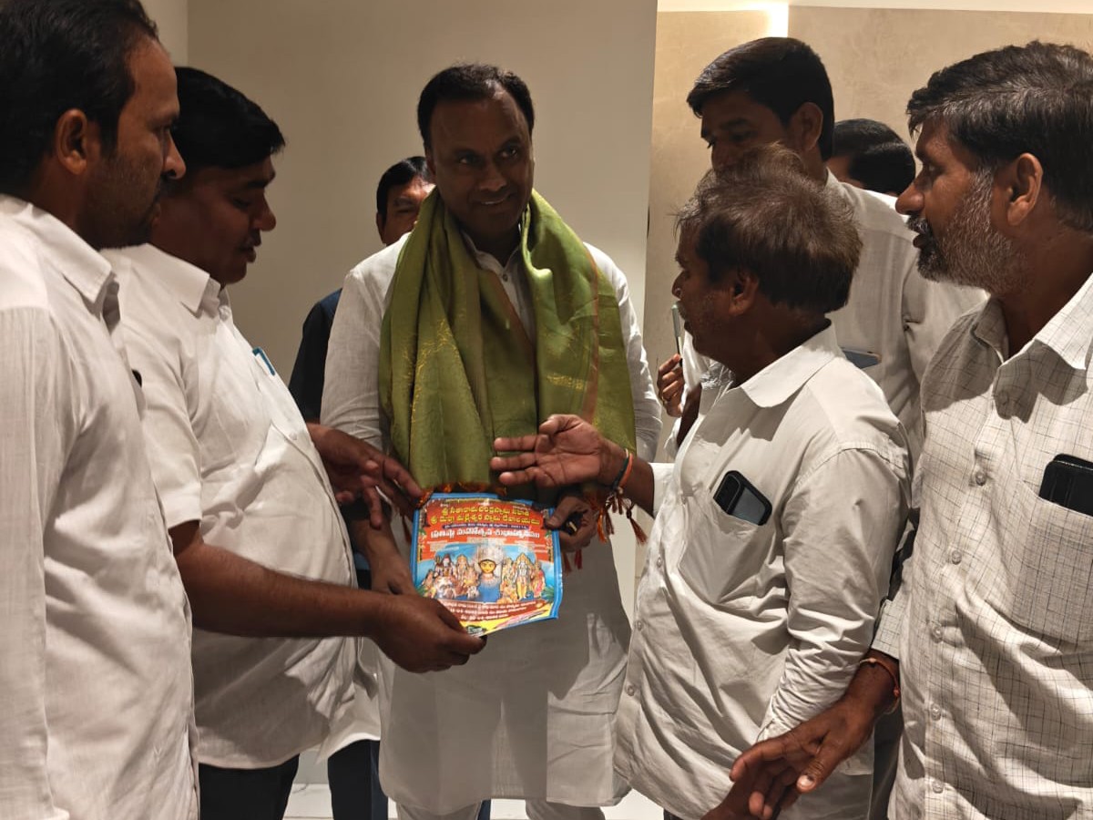 రామాలయ నిర్మాణానికి రూ. లక్ష విరాళం