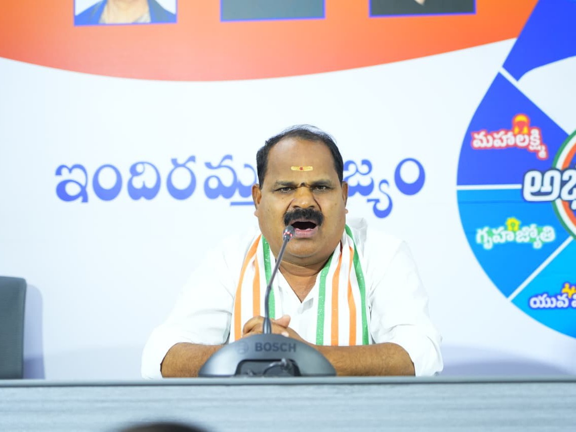 హరీష్ రావుకు అబద్ధాల అవార్డు ఇవ్వొచ్చు: ఎమ్మెల్యే