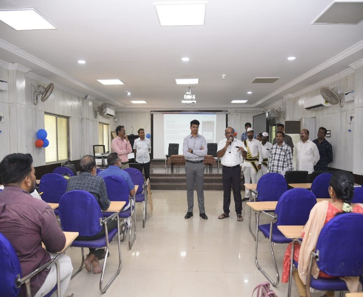 నిబద్ధతతో జనగణన పూర్తి చేయాలి: జేసీ