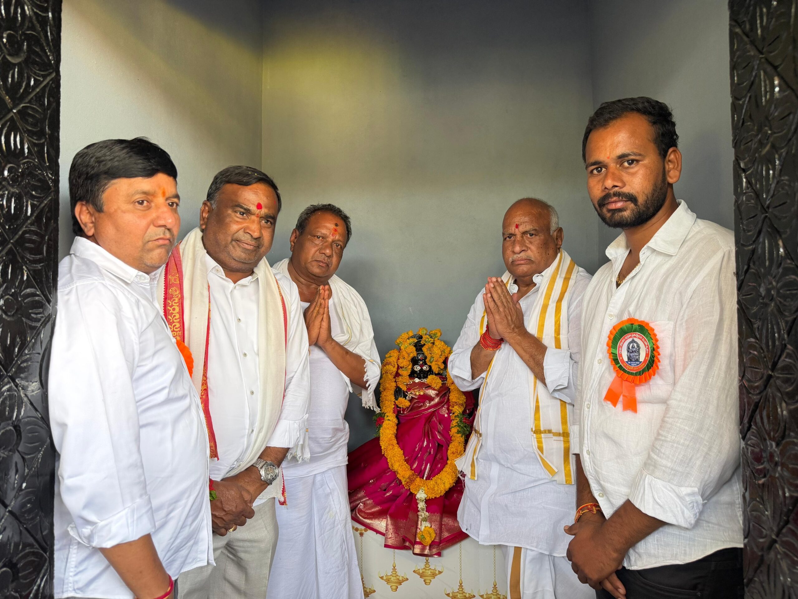 గ్రామదేవతల విగ్రహ ప్రతిష్టాపనలో ఎమ్మెల్యే