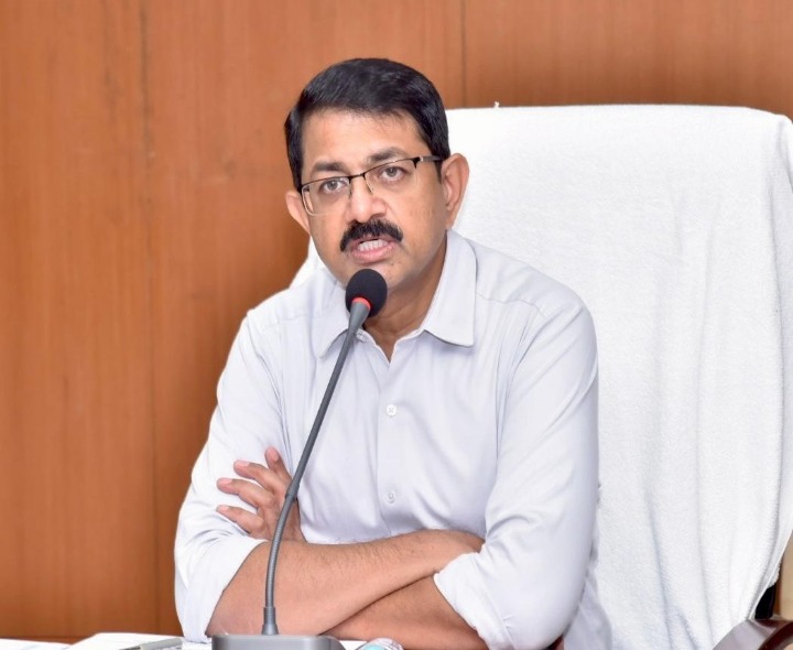 మే లేదా జూన్‌లో సీఎం పర్యటించే అవకాశం: కలెక్టర్