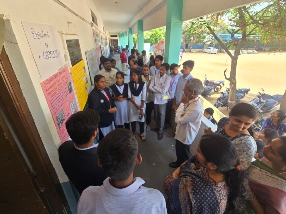 ఉప్పల్ కాలేజీలో బొటాని ప్రాజెక్టు ఎగ్జిబిషన్