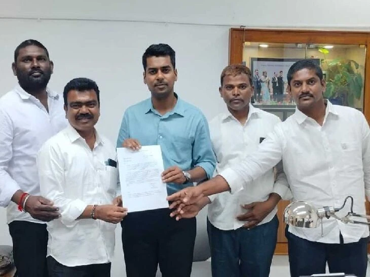 మున్సిపల్ సమస్యల పరిష్కారానికి వినతిపత్రం అందజేత
