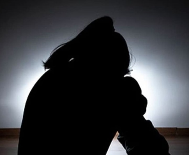 VIRAL: మహిళలను వేధిస్తున్న ఏఎస్ఐ!