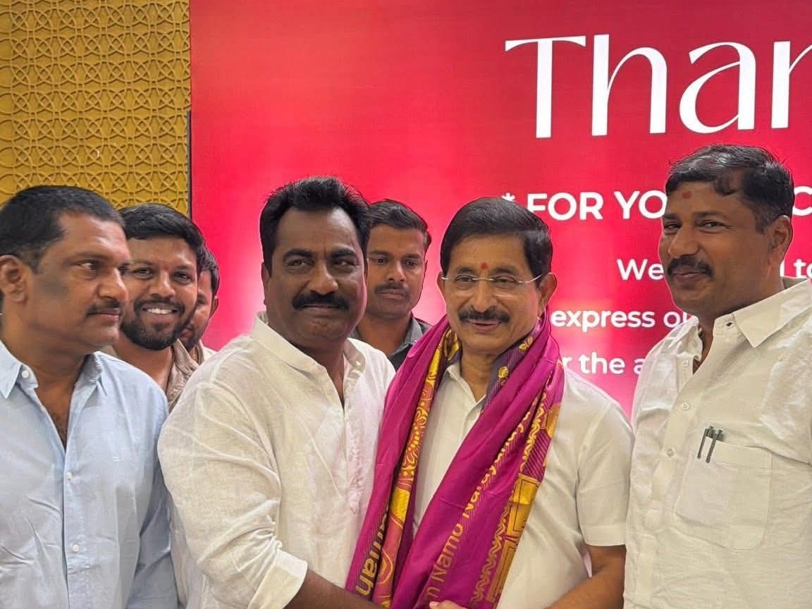 రాజ్యసభ సభ్యుడిని కలిసిన ఛైర్మన్