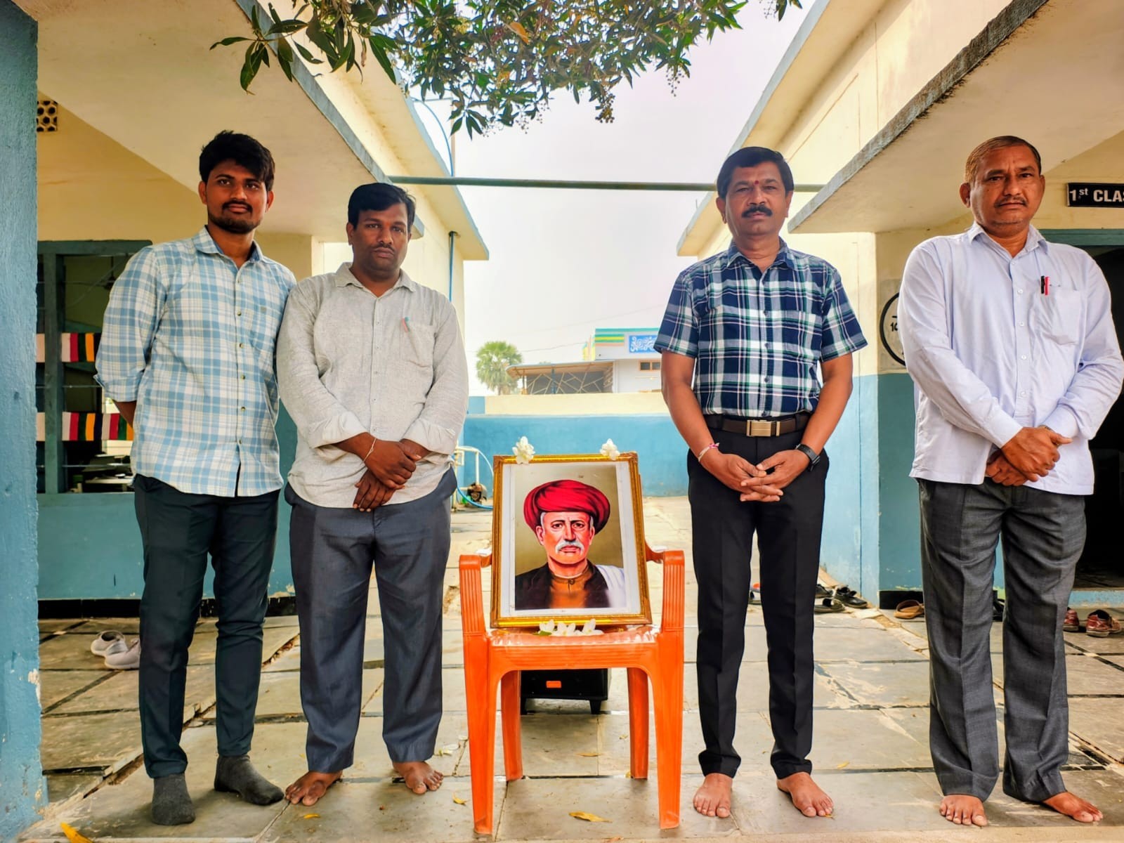 చర్లపల్లి పాఠశాలలో ఘనంగా జ్యోతిరావు పూలే జయంతి