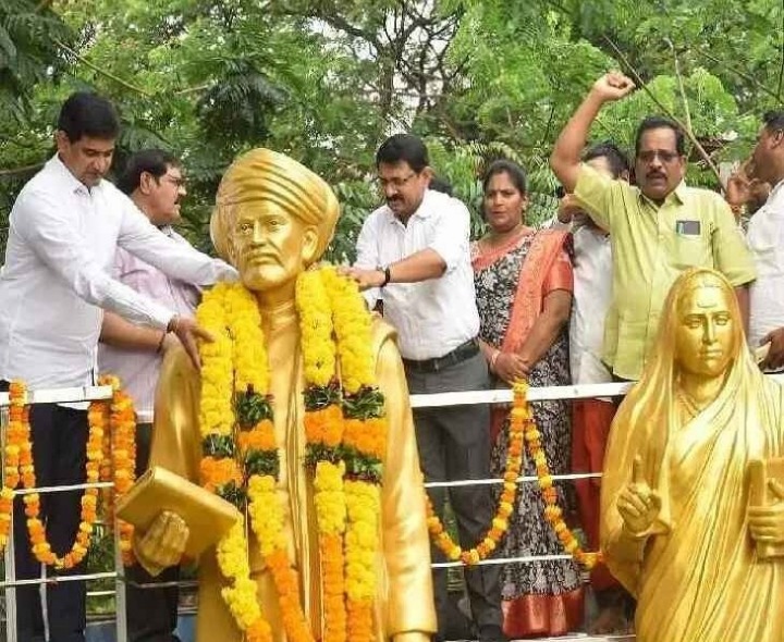 మహాత్ముని సేవలు సమాజానికి తెలియజేయాలి: మంత్రి