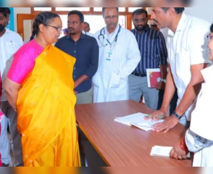 వైద్యసేవలను సద్వినియోగం చేసుకోవాలి: కలెక్టర్