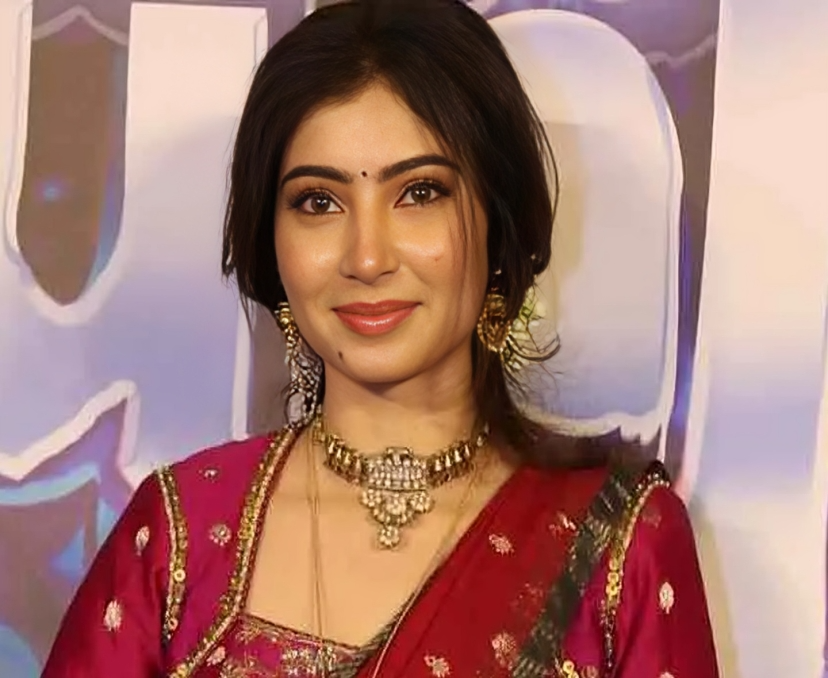 ఉజ్జయిని మహాకాళేశ్వరుడిని ద‌ర్శించుకున్న సారా అర్జున్