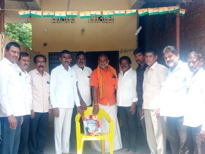 శాయంపేటలో జ్యోతిరావు పూలే జయంతి