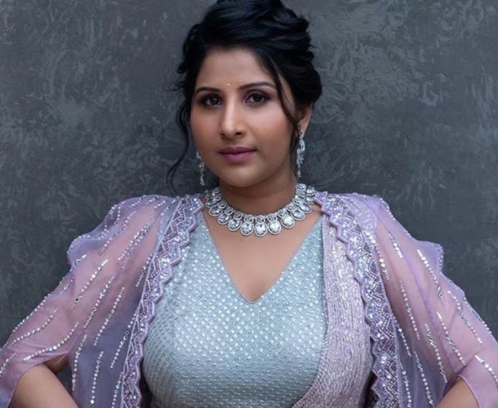 ఆ డబ్బుతో నాకు సంబంధం లేదు: మంగ్లీ