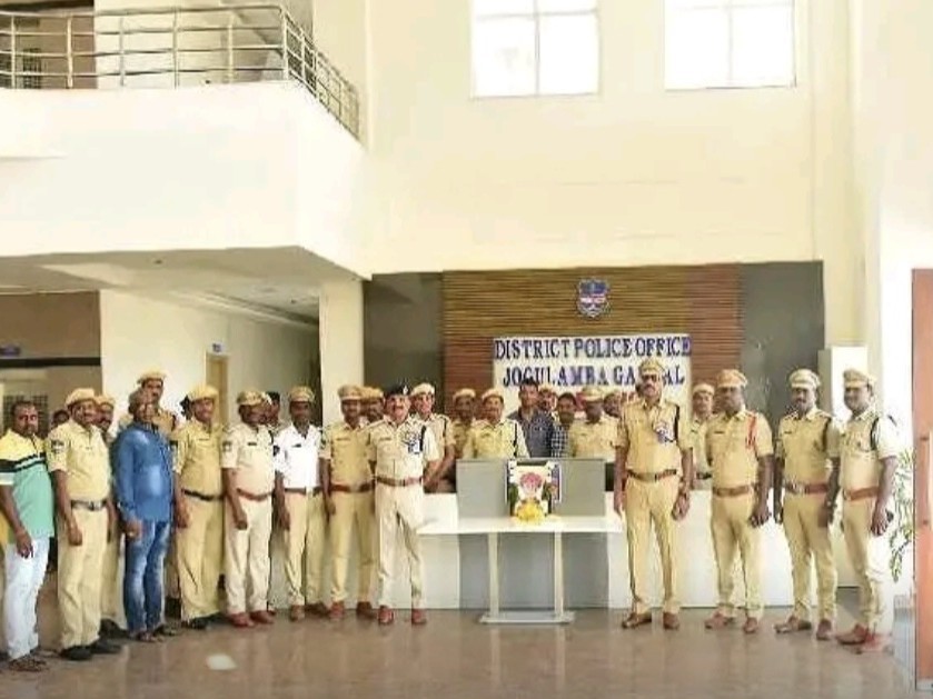 ‘పూలే ఆలోచనా విధానం మార్గదర్శకం’