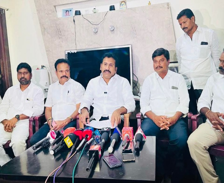 ‘అమరావతి పేరిట లక్షల కోట్ల దోపిడీ’