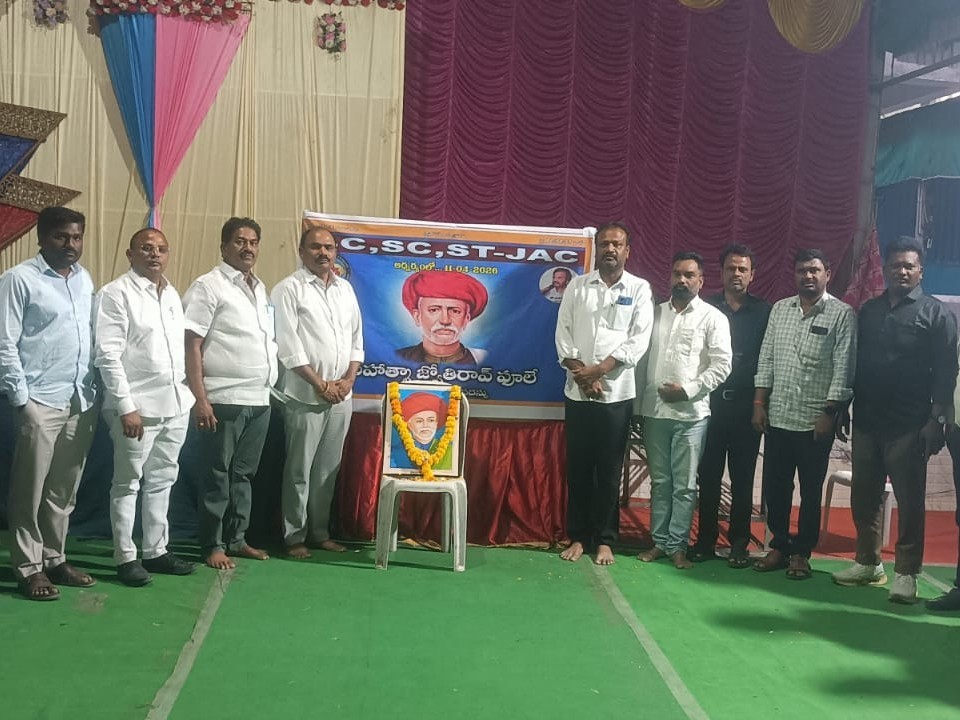 రాజ్యాధికార సాధనే పూలేకి నివాళి: అగ్గిమల్ల గణేష్