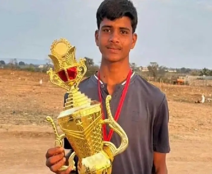 తొమ్మిదో తరగతి విద్యార్థి ఆత్మహత్య