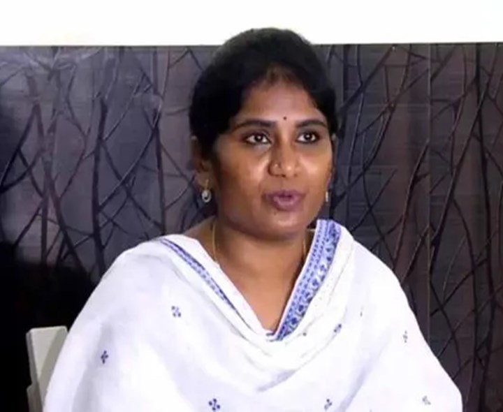 దేవదాయశాఖ అసిస్టెంట్ కమిషనర్ సస్పెన్షన్