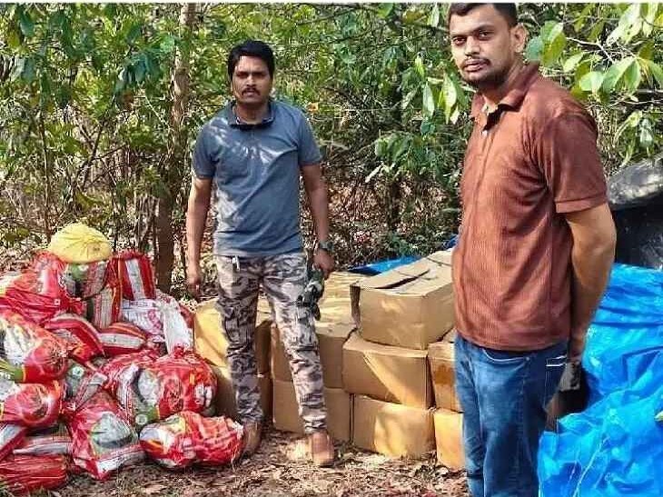 నాటుసారా స్థావరాలపై ఎక్సైజ్ పోలీసులు దాడులు