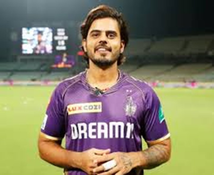 ఫోర్త్ అంపైర్‌తో వాగ్వాదం.. నితీశ్‌ రాణాకు ఫైన్