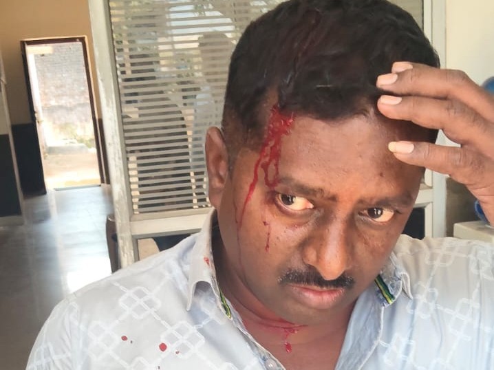 నర్సంపేటలో యువకుడిపై దాడి