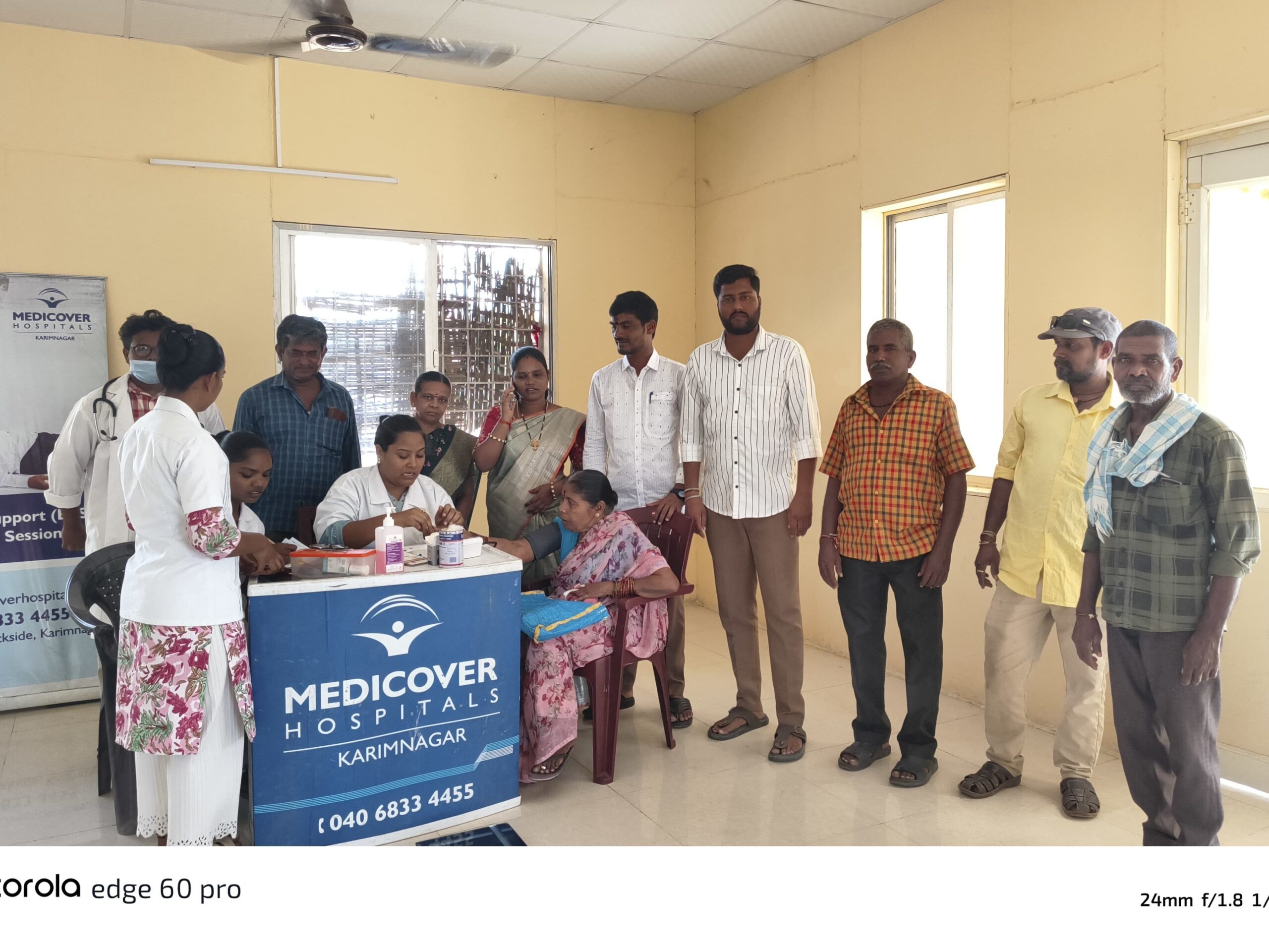 ఇందిరమ్మ కాలనీలో ఉచిత వైద్య శిబిరం