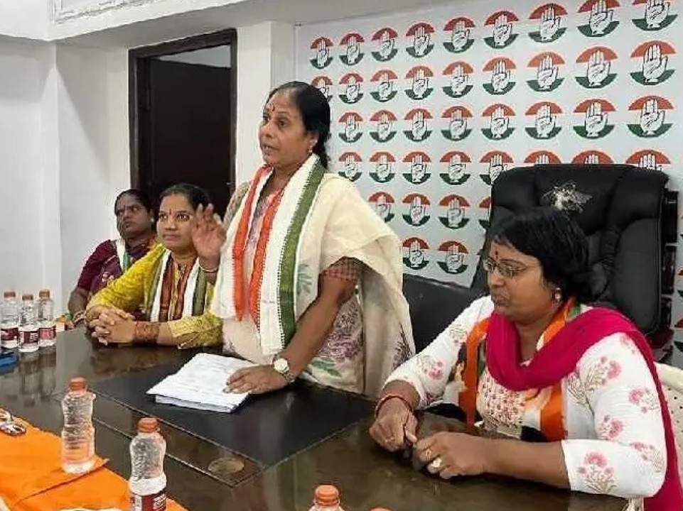 ‘ప్రభుత్వ పథకాలను ప్రచారం చేయాలి’