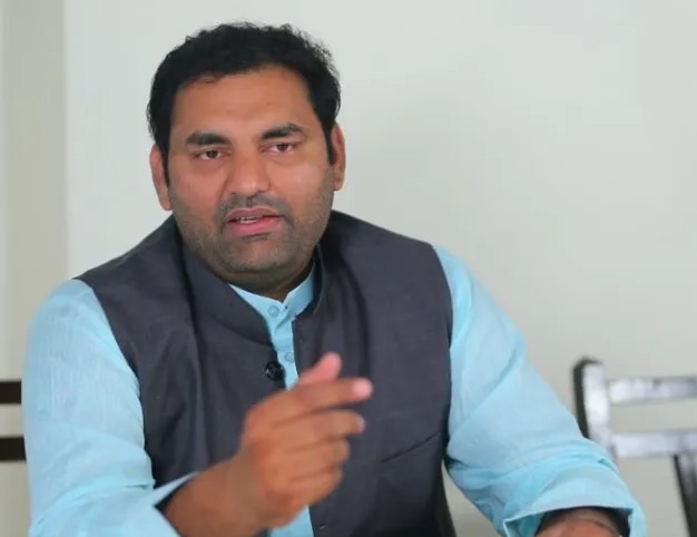 SEZ కంపెనీలకు అనిరుధ్ రెడ్డి సీరియస్ వార్నింగ్