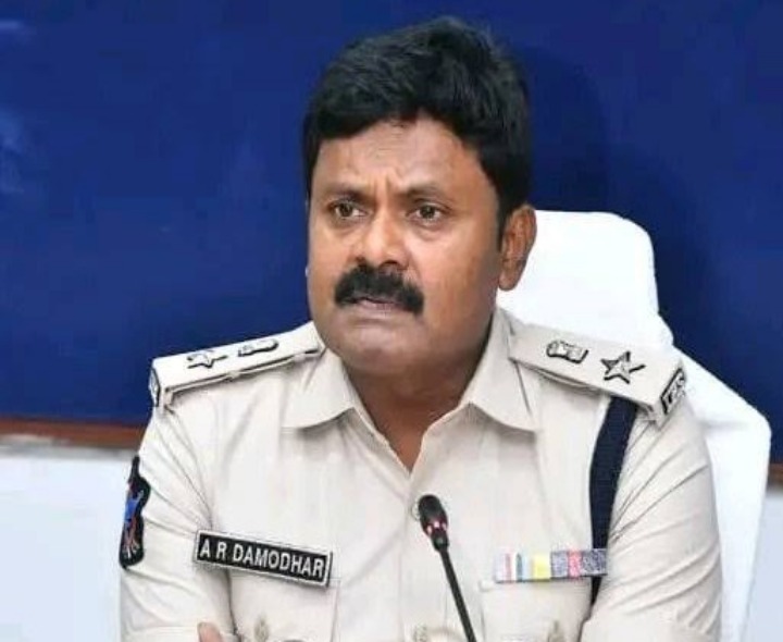 అసాంఘిక కార్యకలాపాలపై నిఘా