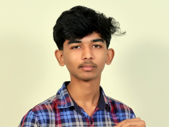 ఇంటర్ ఫలితాల్లో మెరిసిన విద్యార్థి రాంచరణ్