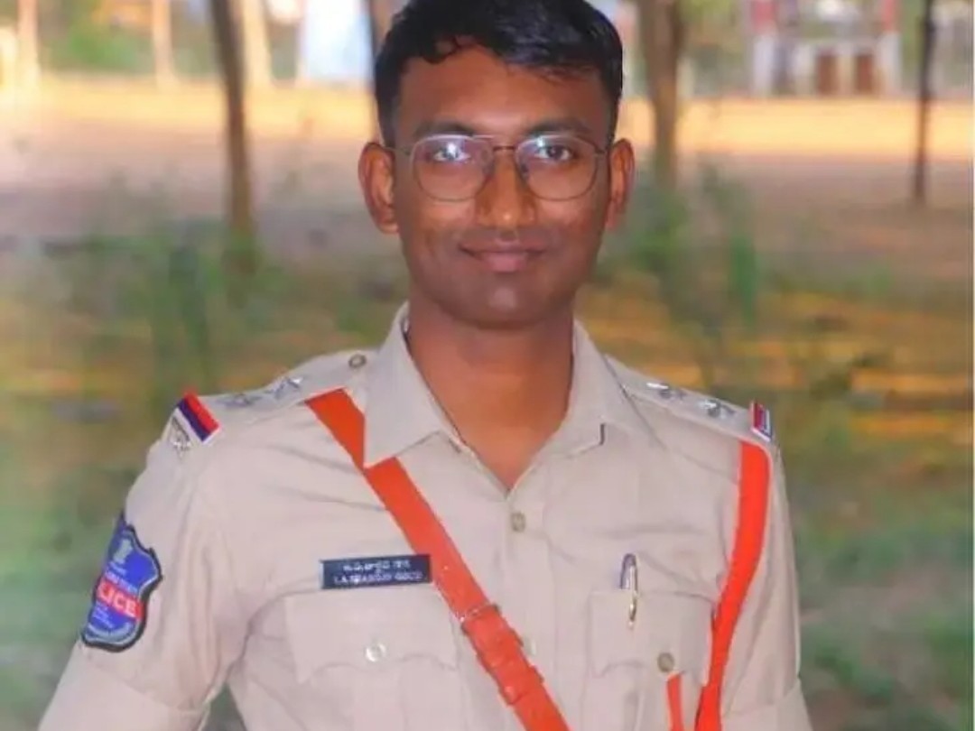 బాల్య వివాహాన్ని అడ్డుకున్న పోలీసులు