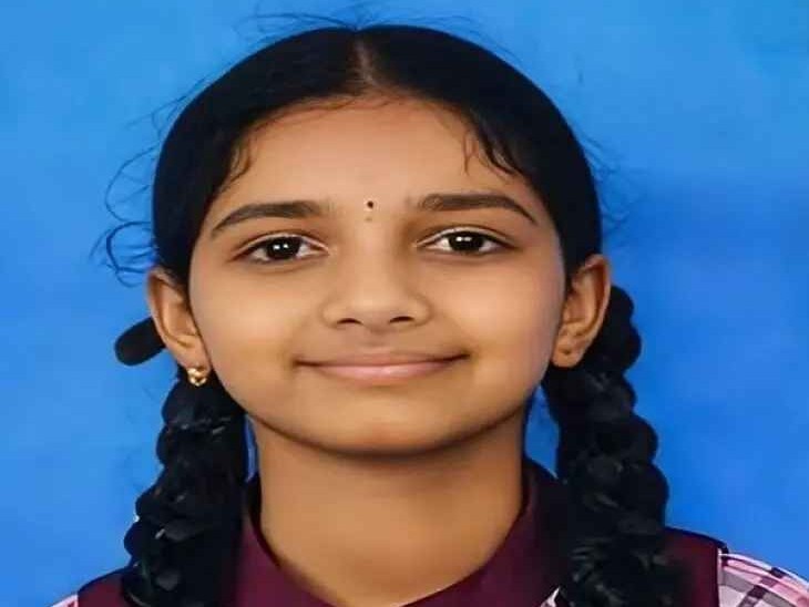 స్టేట్ ఫస్ట్ ర్యాంక్‌తో సత్తాచాటిన వినీష