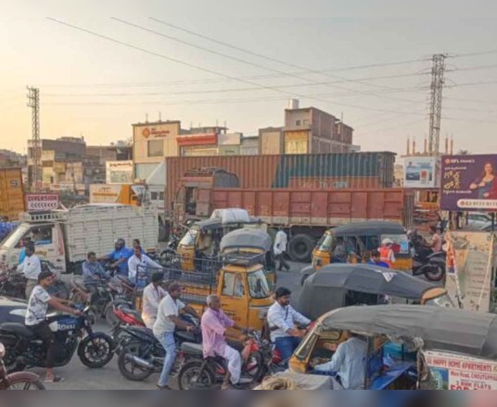 నత్తనడకన చౌటుప్పల్‌ ఫ్లైఓవర్ పనులు