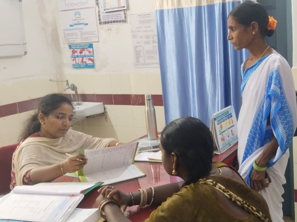 ‘గర్భిణీలు పౌష్టికాహారం తీసుకోవాలి’