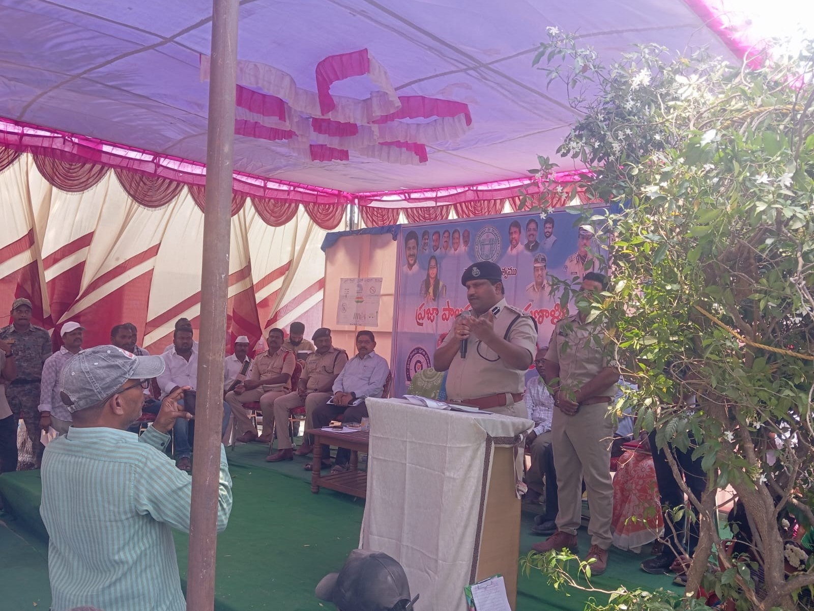 హెల్మెట్ ధారణతోనే రక్షణ: ఎస్సై