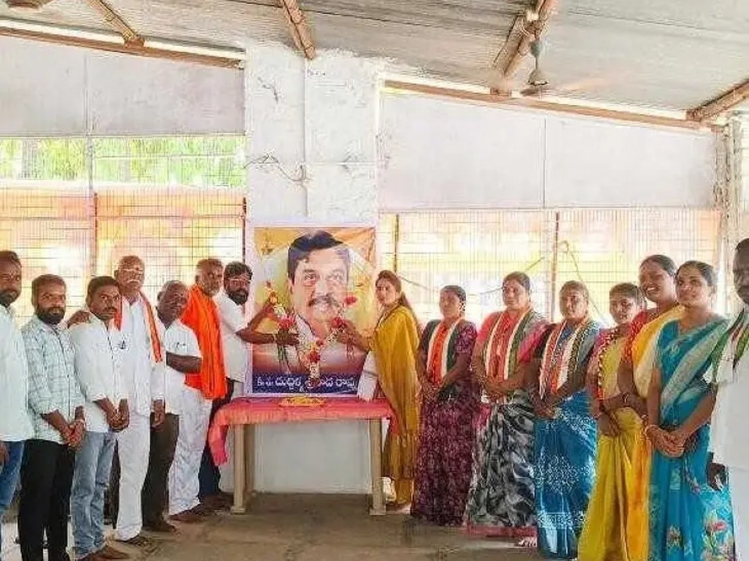 హుజురాబాద్‌లో శ్రీపాదరావు వర్ధంతి కార్యక్రమం