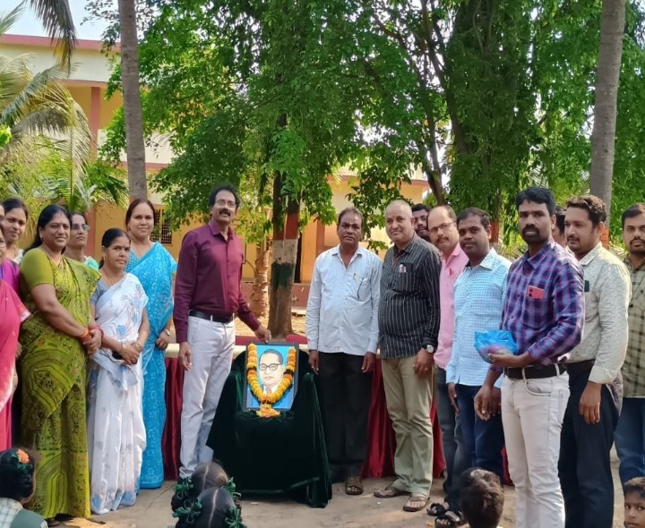 జడ్పీ హైస్కూల్లో అంబేద్కర్ జయంతి వేడుకలు