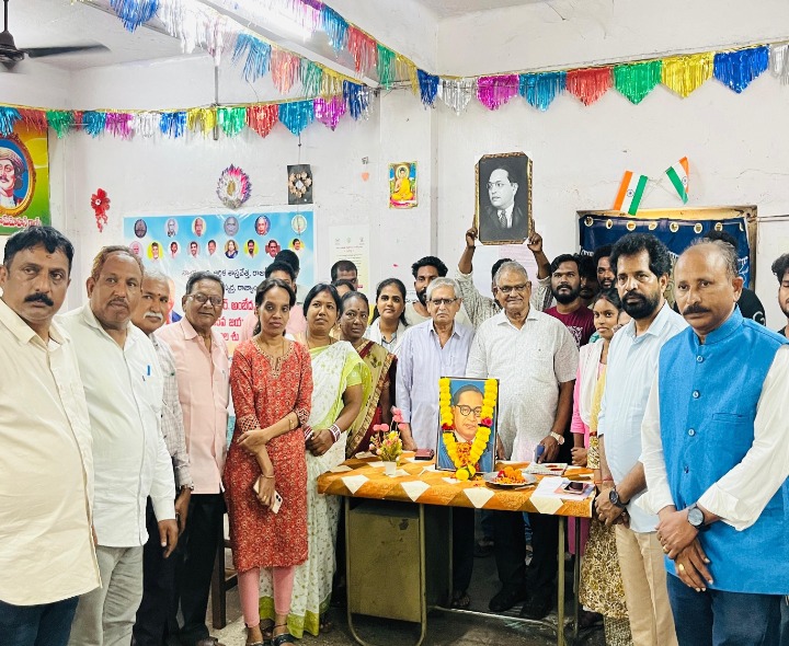 కేంద్ర గ్రంథాలయంలో అంబేద్కర్ జయంతి వేడుకలు